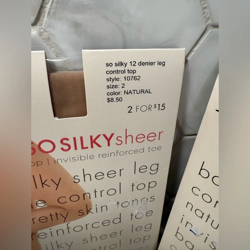 HUE Pantyhose 3 Pack Polished Sheer & So Silky Natural Size 2 Control Top Sheer